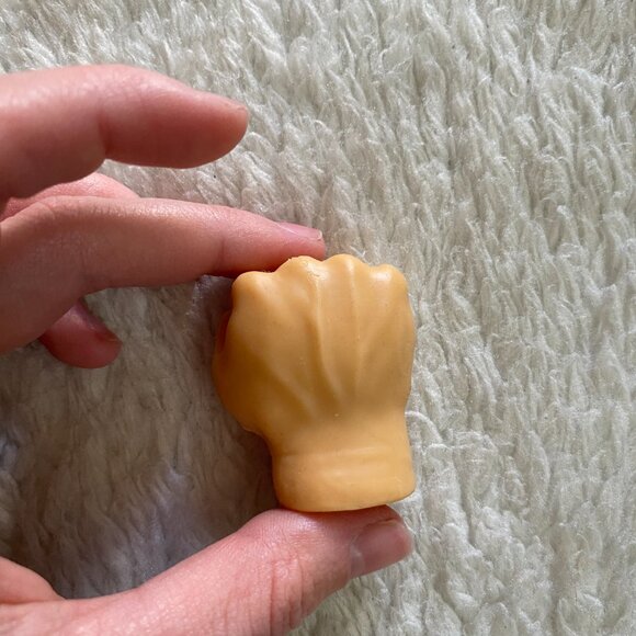 Mini Finger Toy – Tiny Hand Closed Fist - Picture 6 of 12